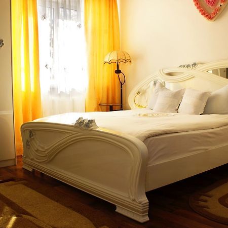 Hotel Confort Drochia Exterior foto