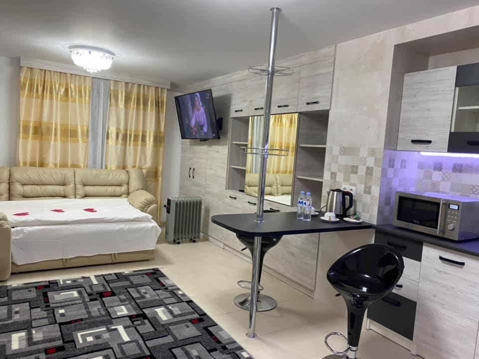 Hotel Confort Drochia Exterior foto